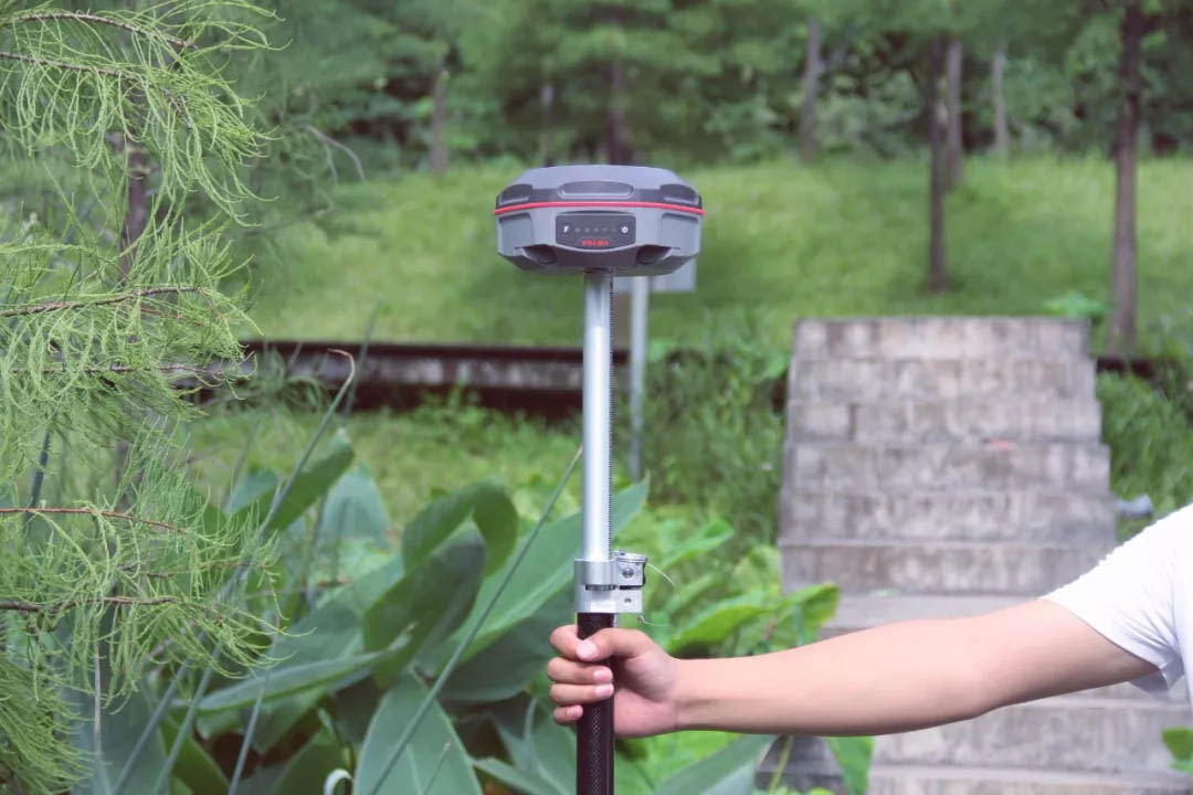 RTK信號不穩(wěn)定、精度因子超限、手簿傳輸數(shù)據(jù)異常，這些常見問題其實(shí)可以輕松解決