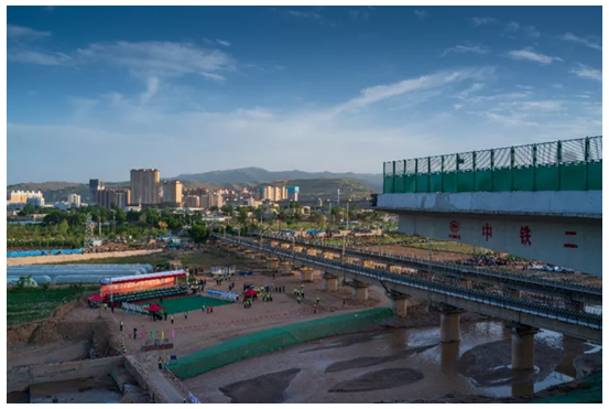 絲綢之路再現(xiàn)長(zhǎng)虹，徠卡TS16助力渭河特大橋轉(zhuǎn)體合攏